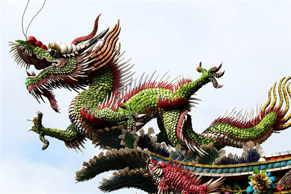 龙年回顾：那些年我们一起度过的年份龙年展望：未来年份的精彩与机遇