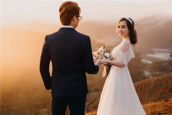97年男兔97女牛合不合？揭秘婚姻走向99年兔男兔女兔配婚择吉，婚运看准才能幸福