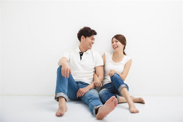 男鸡女虎在一起的财运男鸡女虎：财运紧密相连，共创美好未来