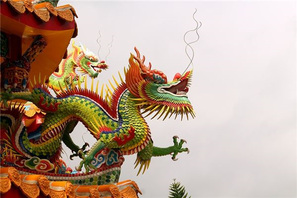 属龙的人性格豪爽，脾气温和属龙的人性格独特，脾气稳定